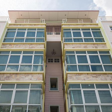 Oyo 75405 Ladda Place Bangkok Dış mekan fotoğraf