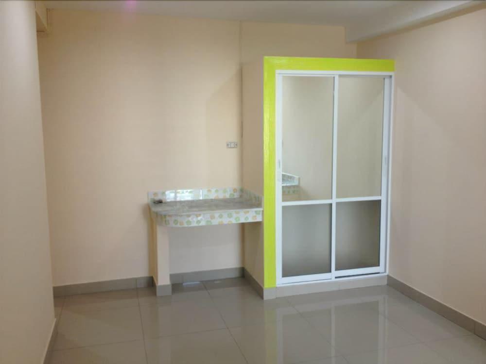 Oyo 75405 Ladda Place Bangkok Dış mekan fotoğraf