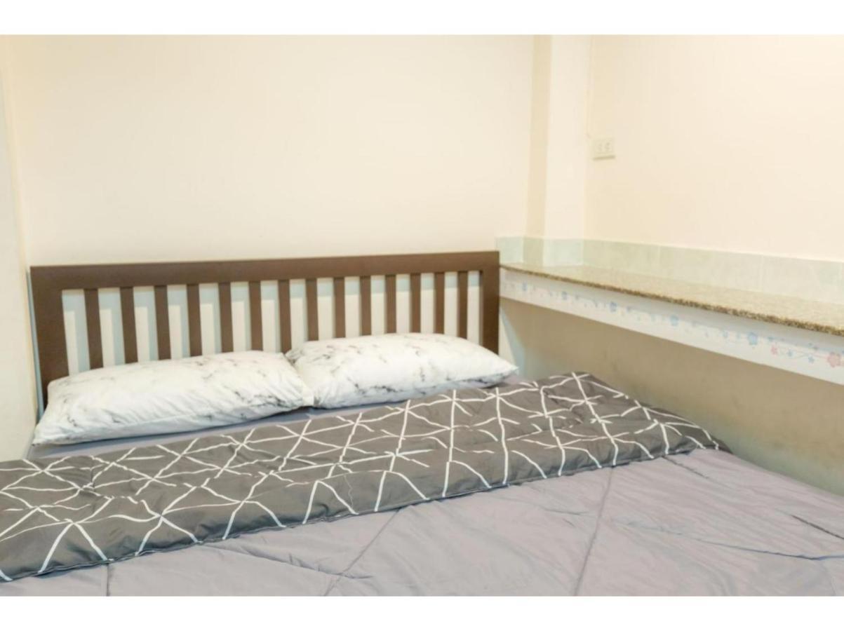 Oyo 75405 Ladda Place Bangkok Dış mekan fotoğraf