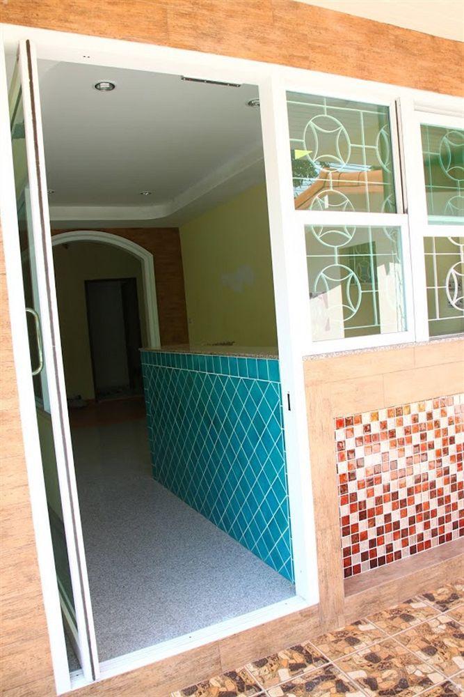 Oyo 75405 Ladda Place Bangkok Dış mekan fotoğraf